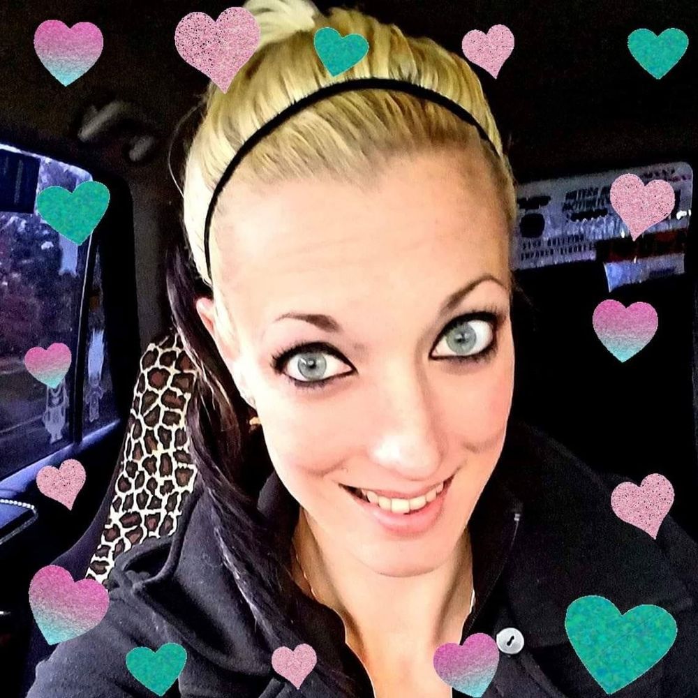 Meet your Posher, Danielle